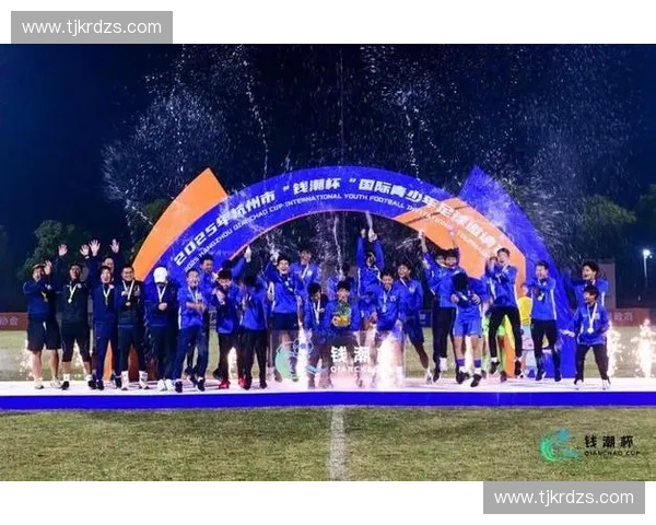 淮南足球联赛热血开赛 聚焦本地球队激烈对抗与足球文化发展